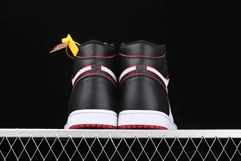 All categories Air Jordan Jordan series basketball shoes Air Jordan 1 High Air Jordan 1 RETRO HIGH OG AJ1 Joe 1 new black and red high frequency flying wing LOGO 555088-062